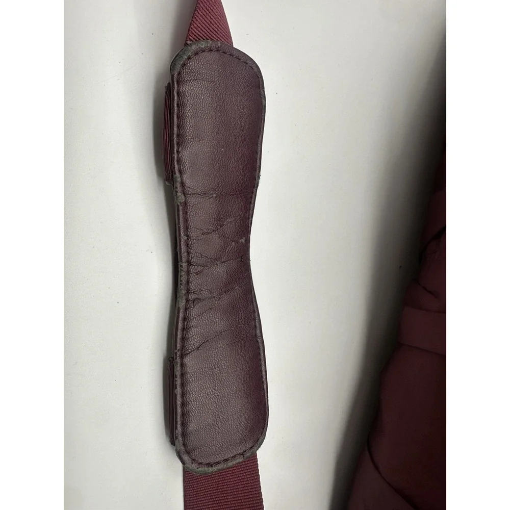 LULULEMON Gym To Win Maroon Duffel Bag Yoga Gym Workout Travel Weekender